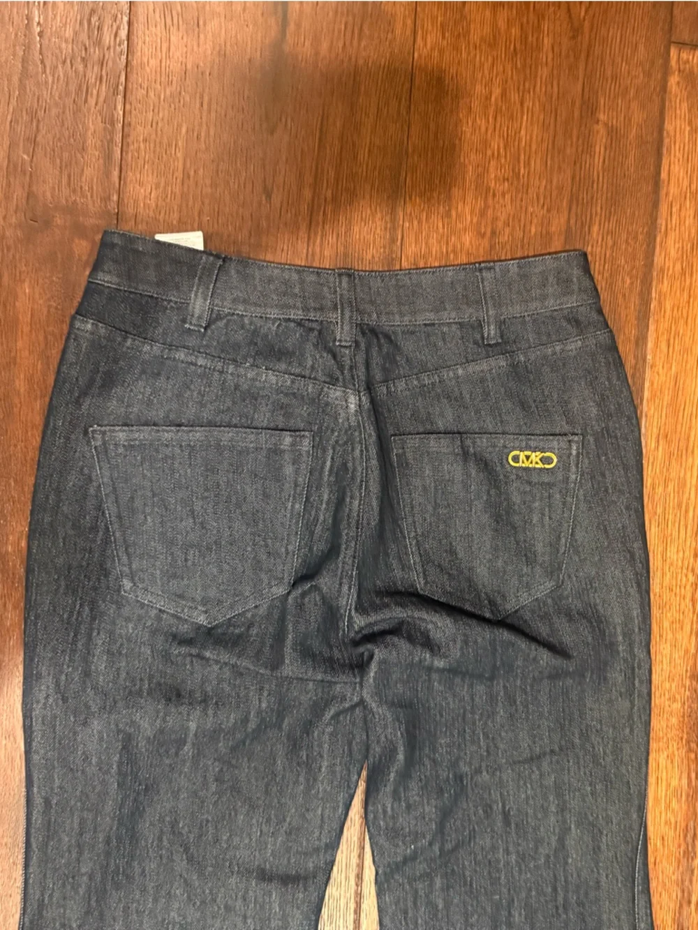 NWT MICHAEL KORS WOMEN FLARED OUT DENIM JEANS, SIZE US 00 (XXS), INDIGO RINSE